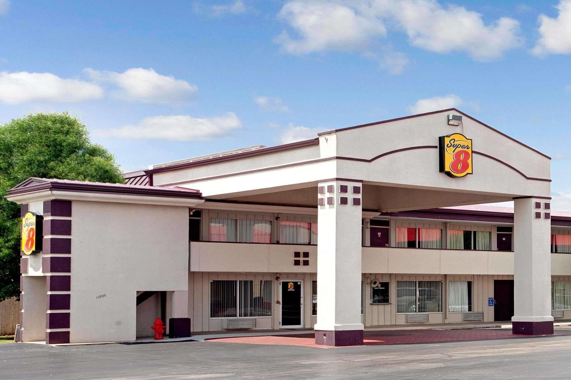 Super 8 By Wyndham Oklahoma/Frontier City Hotel Edmond Exterior photo