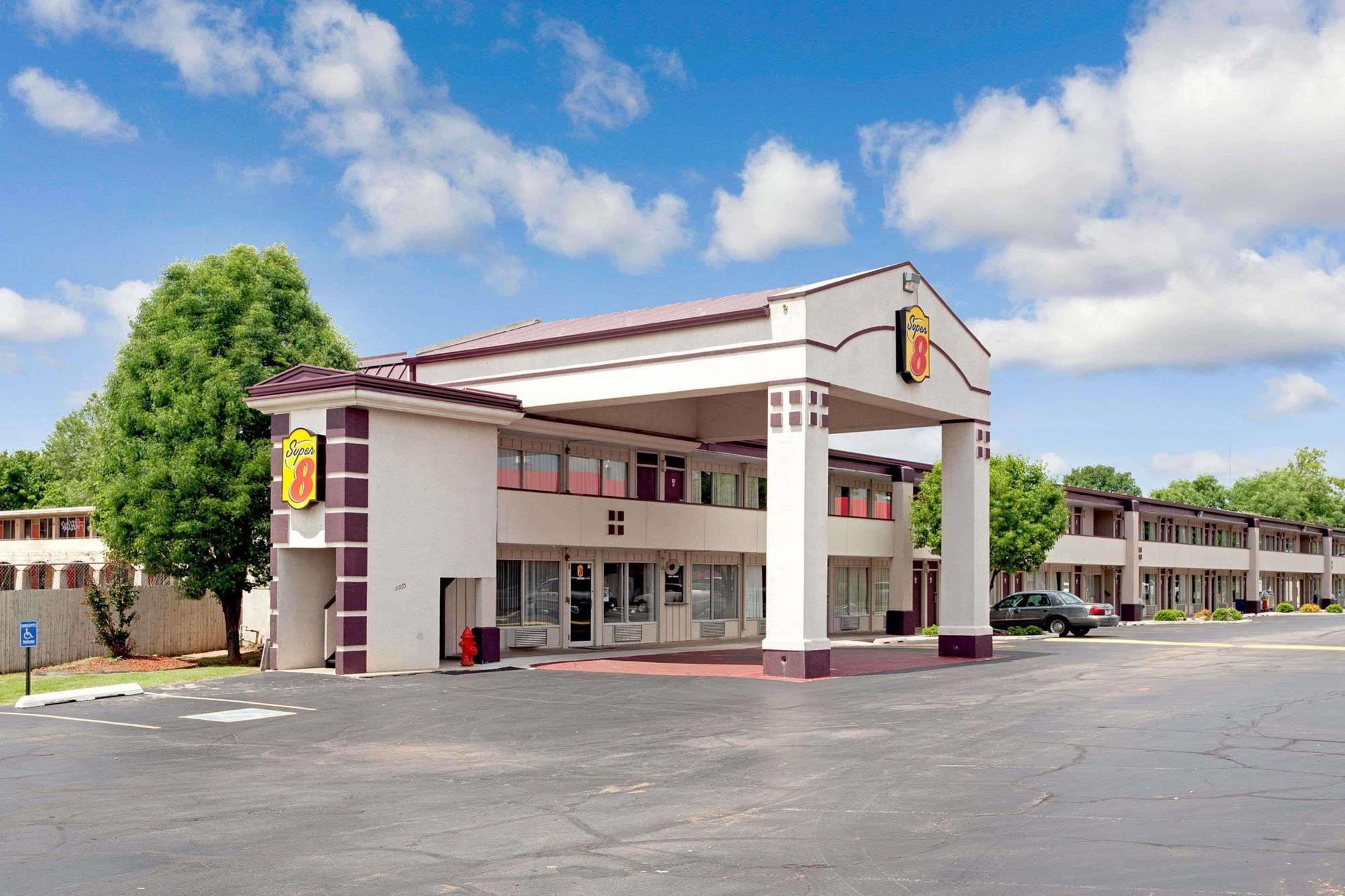 Super 8 By Wyndham Oklahoma/Frontier City Hotel Edmond Exterior photo